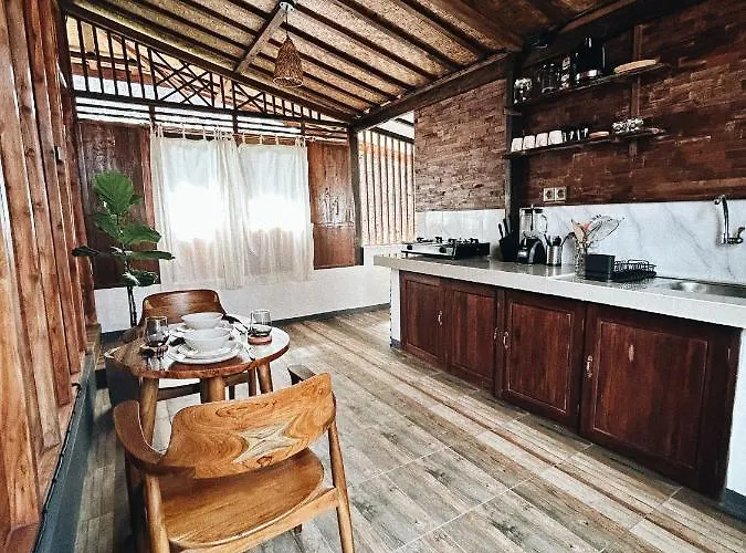 Sangat Indah Wooden House