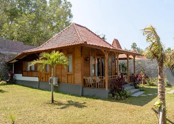 Sangat Indah Wooden House * ウルワツ